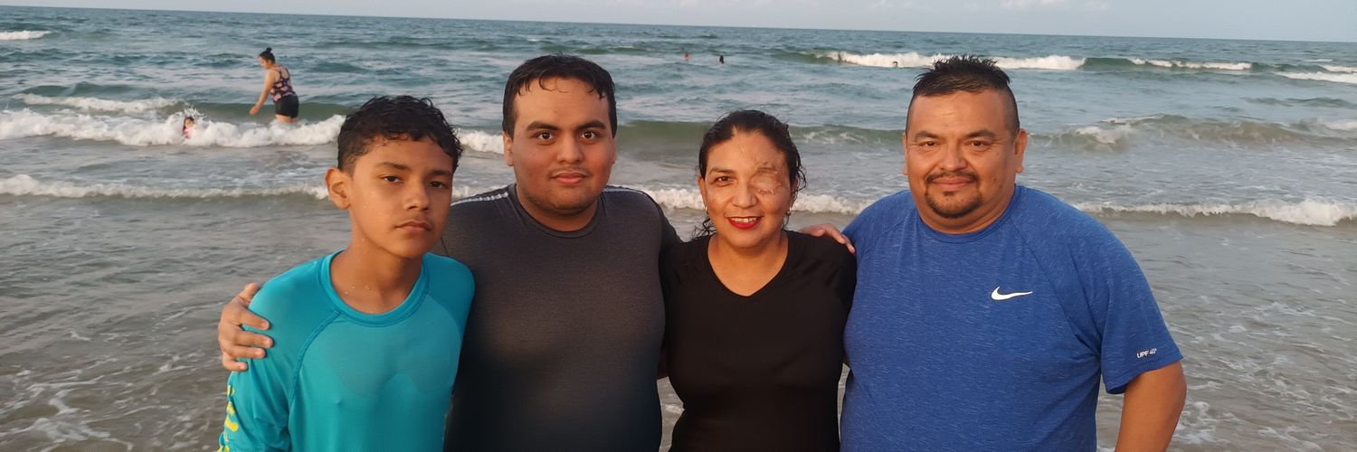 VERACASTILLO's profile banner image