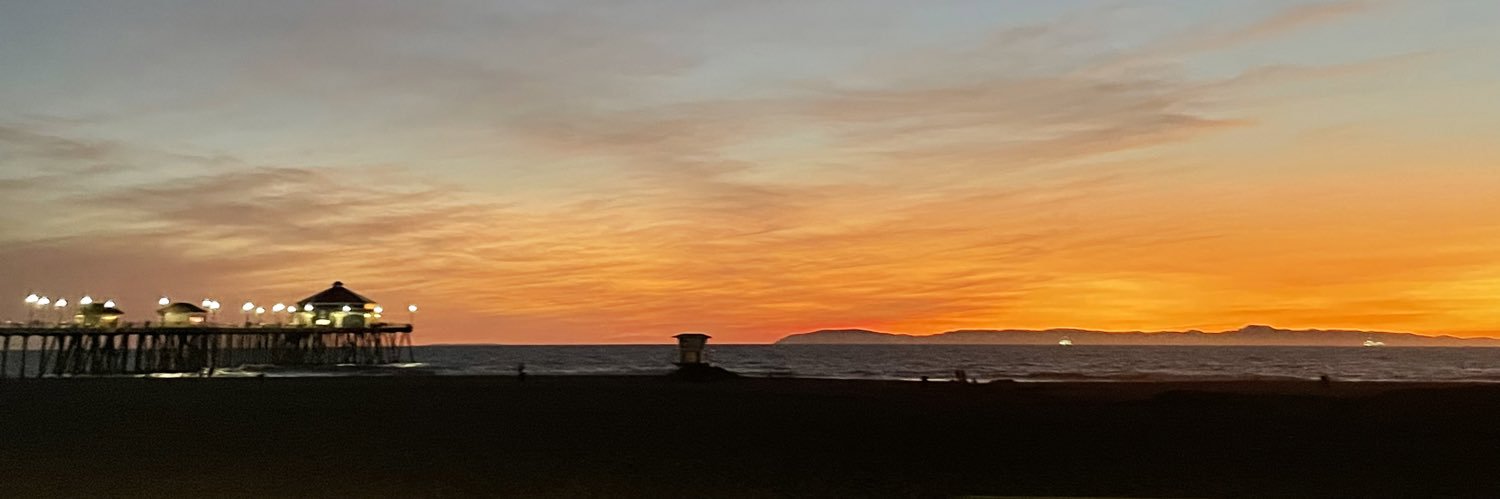 _laineyyn's profile banner image