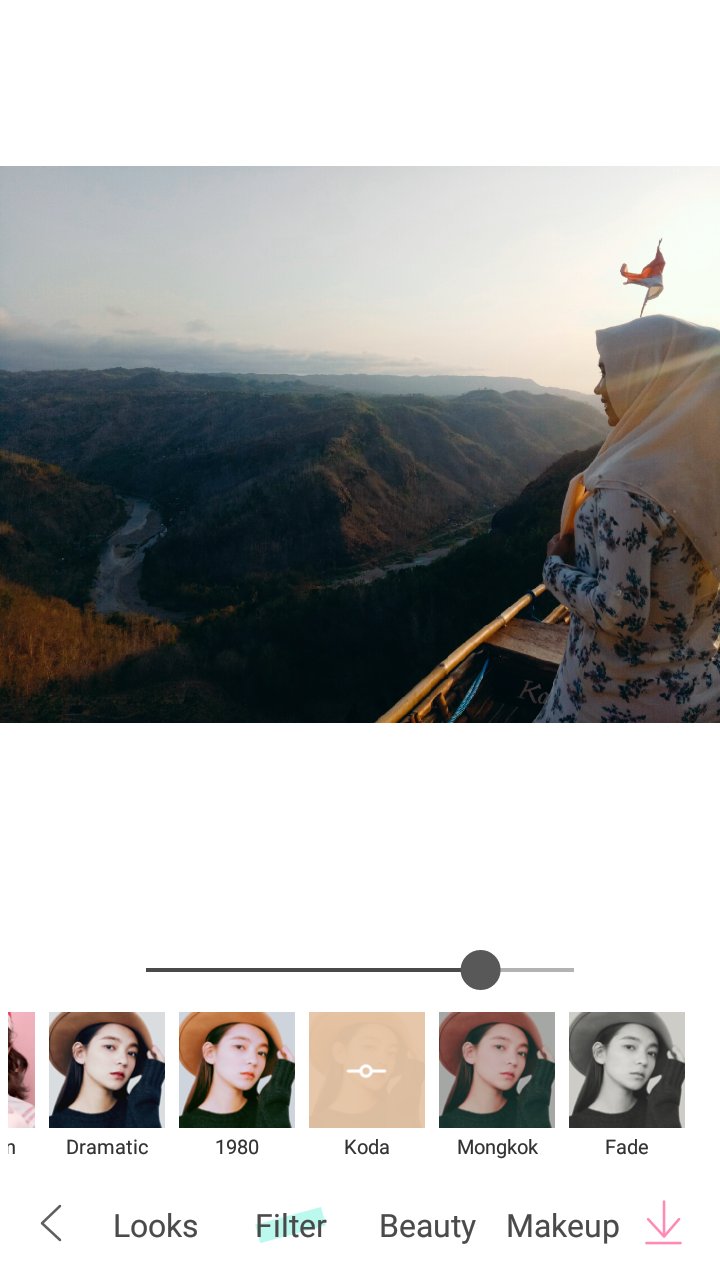 Indahputrib's profile banner image