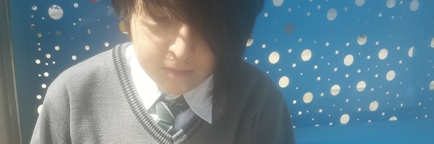 ruthythom1's profile banner image