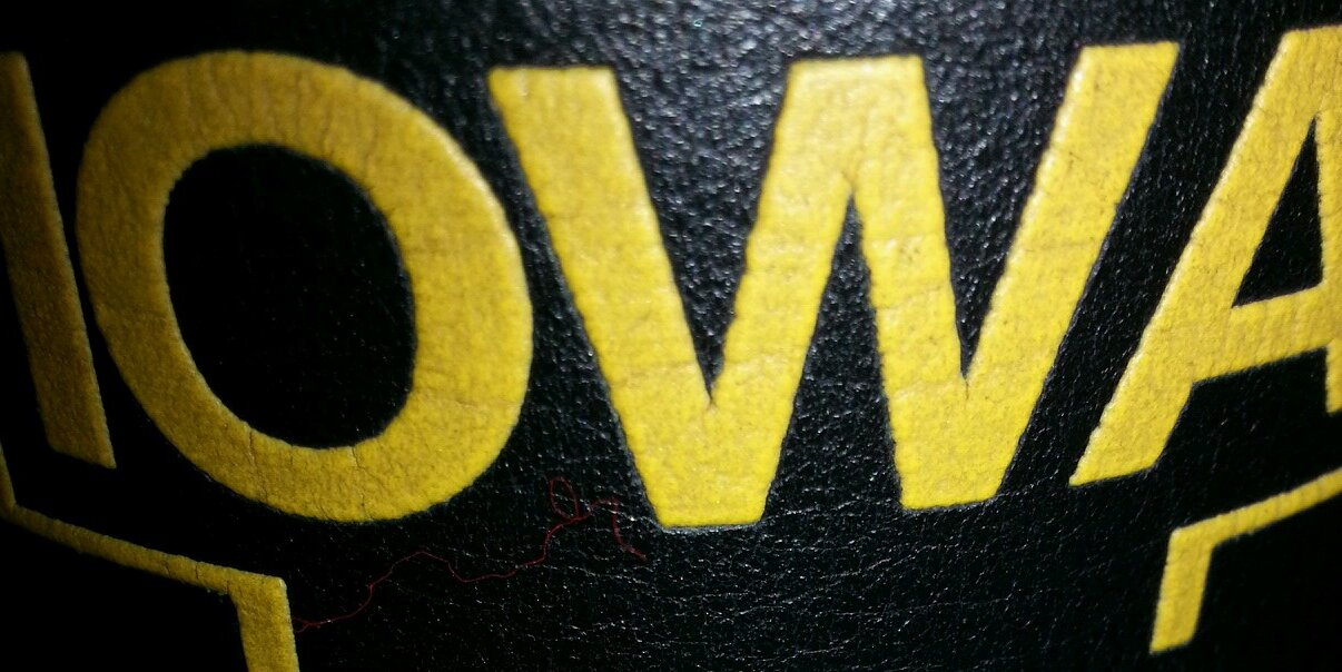 debmiowa's profile banner image