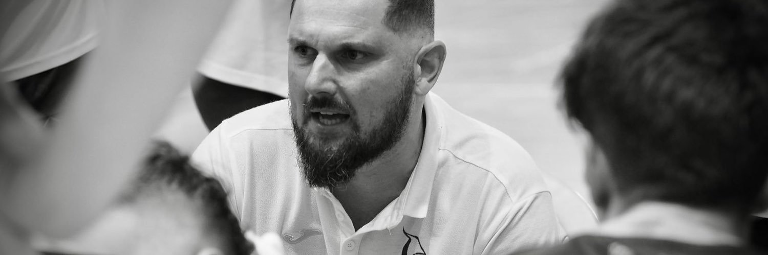 panicoach's profile banner image