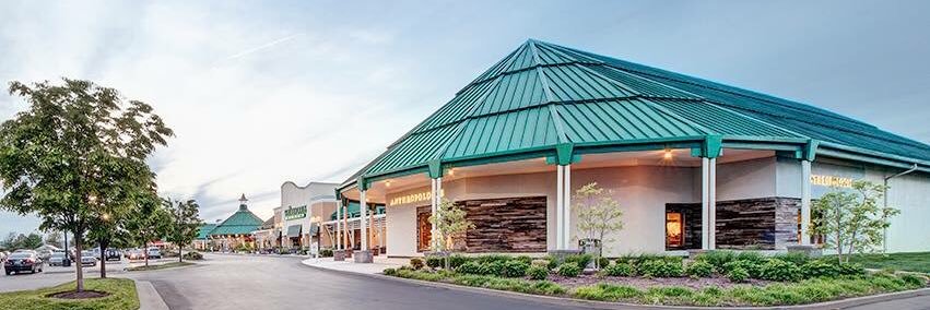 Lexington Green Mall banner