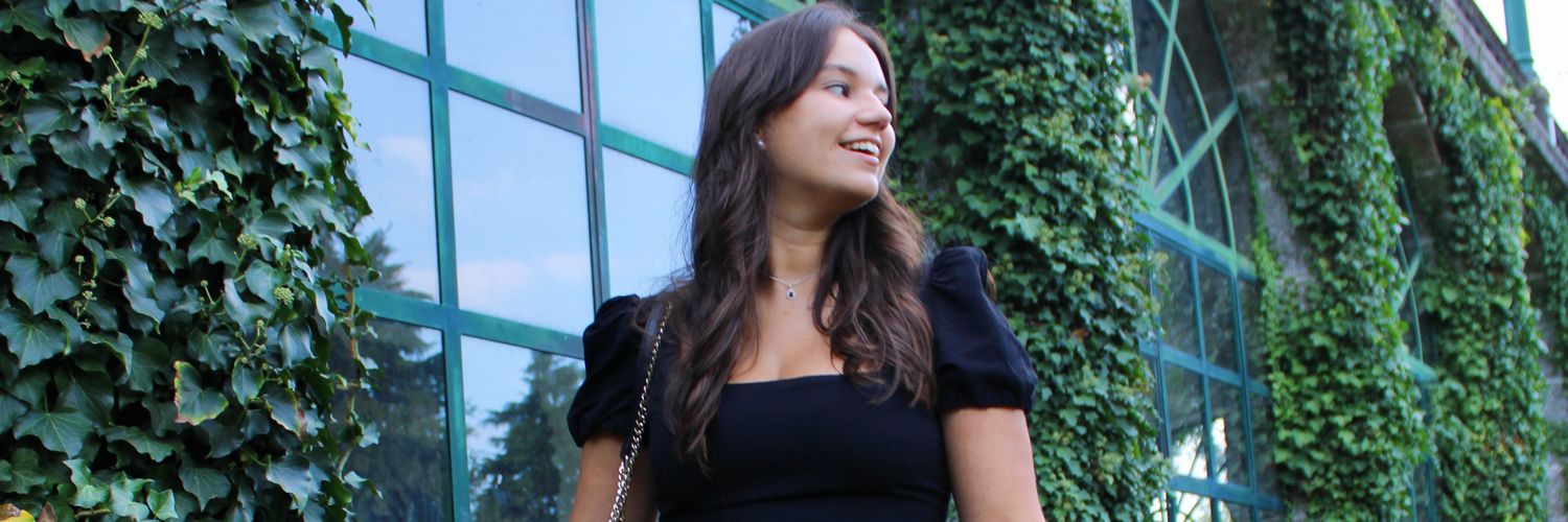 paralvas's profile banner image