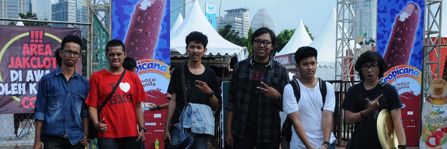 Majority Outside banner