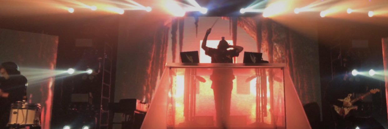 a1szn's profile banner image