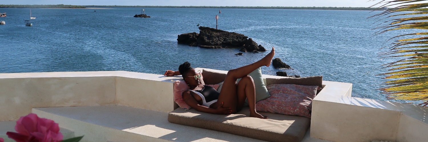 Mandi Sarro - TDQ banner