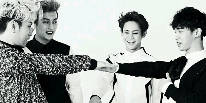 Seungdot's profile banner image