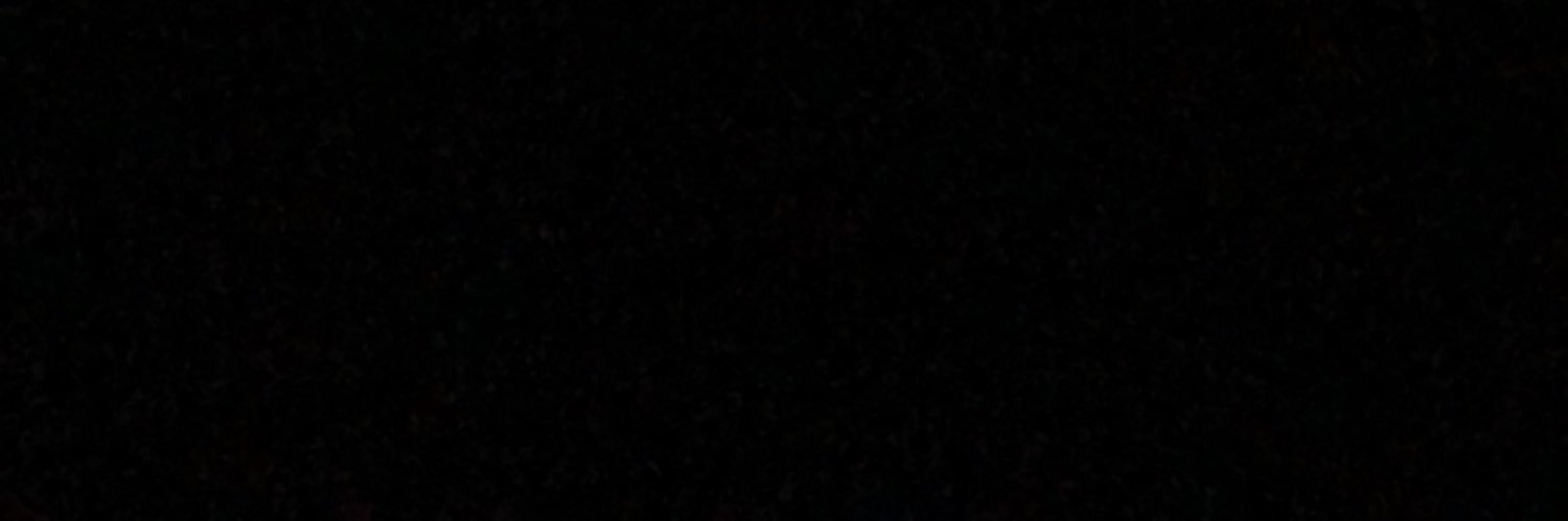 yll___lll's profile banner image