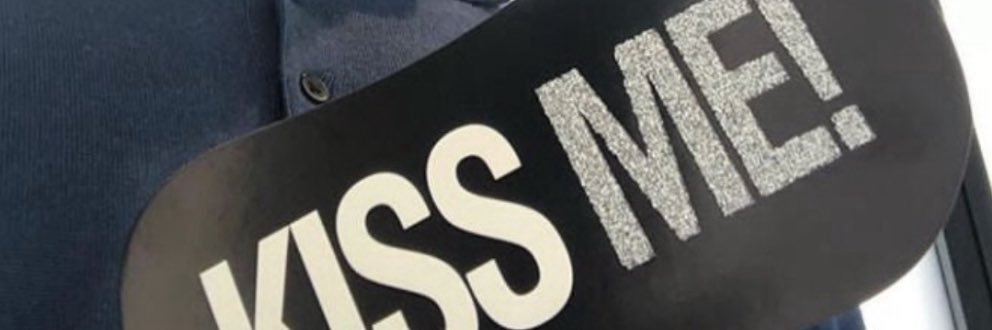danaybowyer's profile banner image
