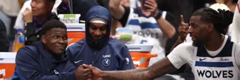 Follow @lockedbyae banner