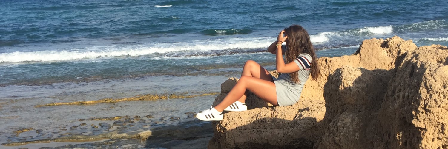 EstherTrrs_99's profile banner image