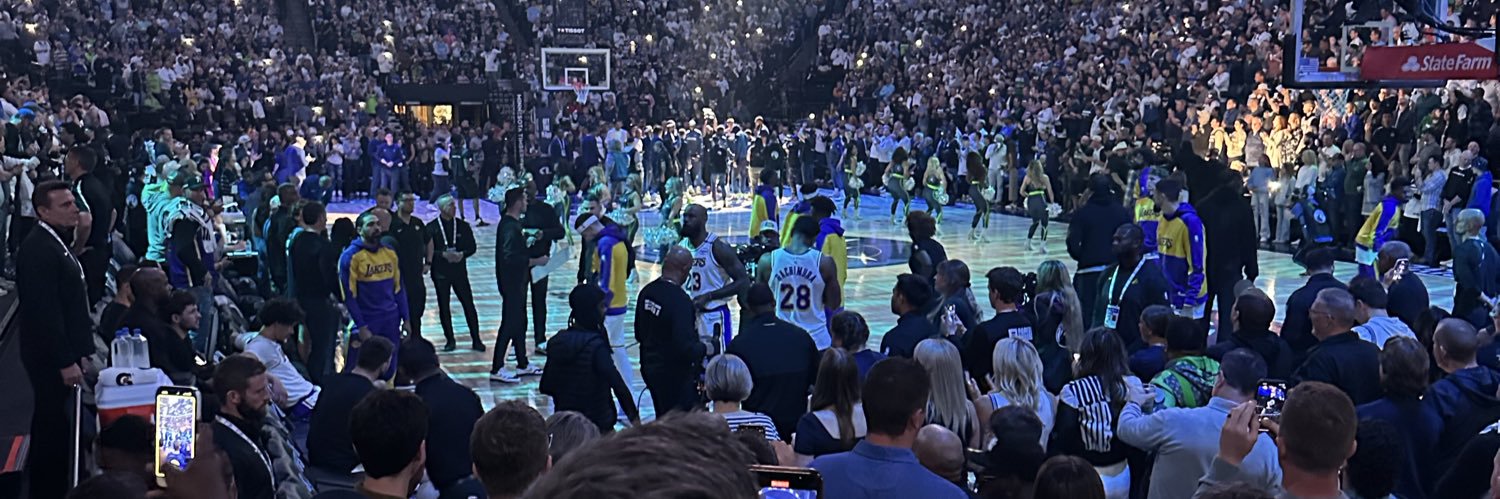 LakerLife⚡️🌙 banner