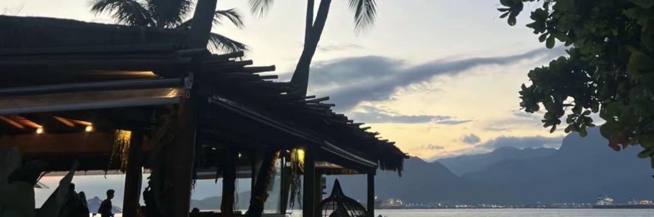 kanye west é jesus disfarçado banner