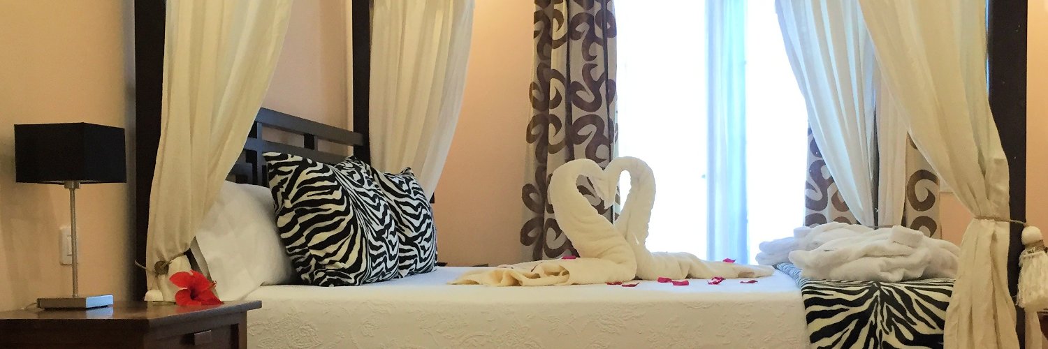 evitabeachsuite's profile banner image