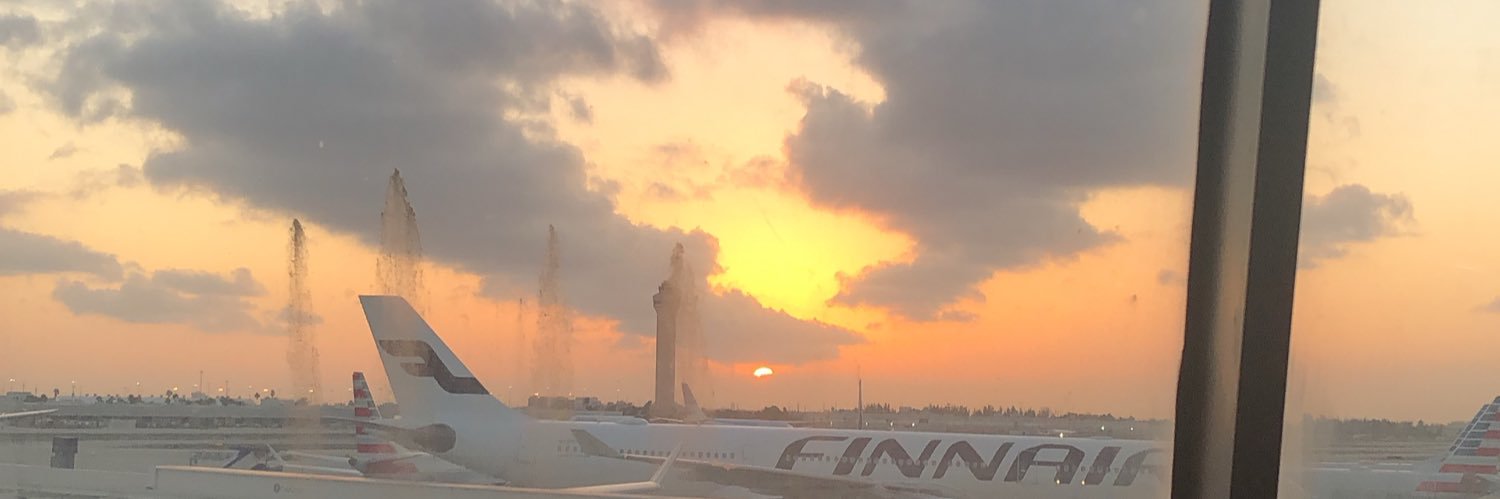 ivanuxi10's profile banner image