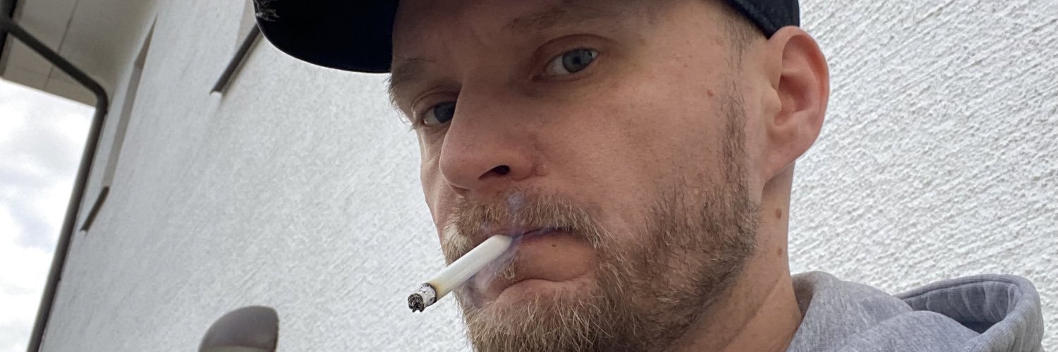 torti1809's profile banner image