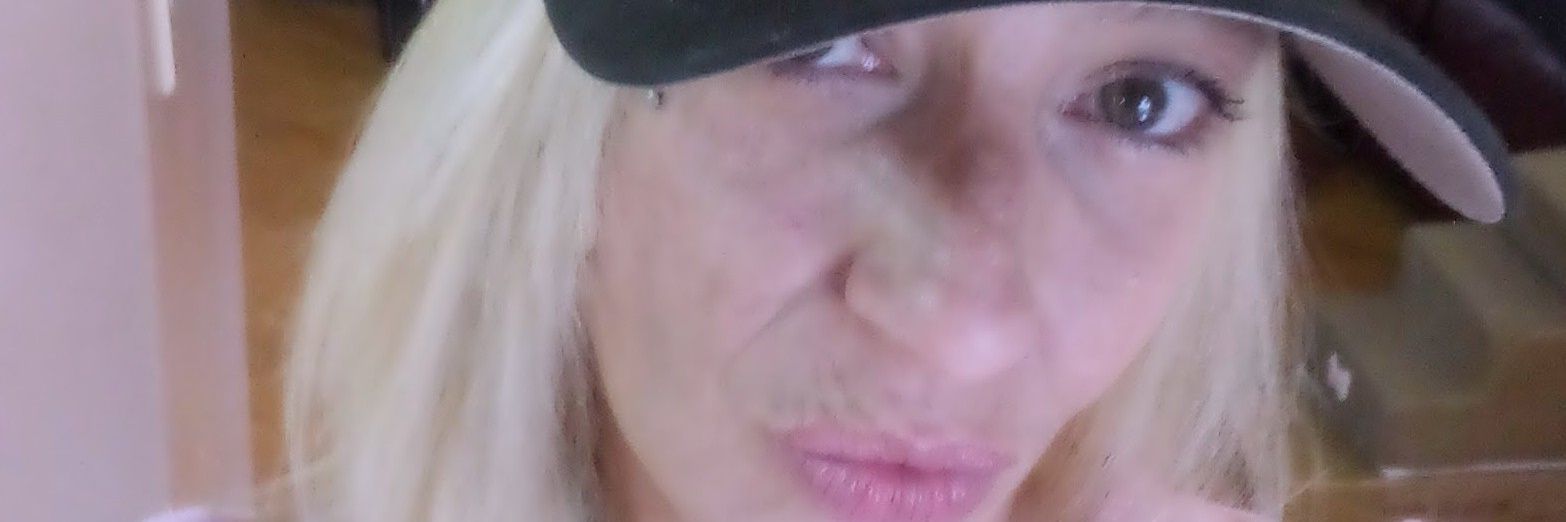 JeeleeJulie's profile banner image