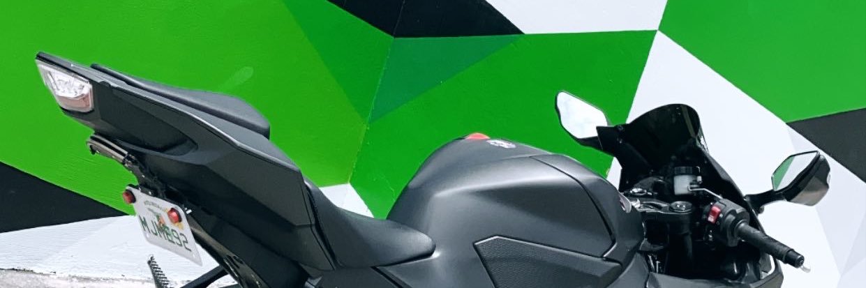 ih00p_com's profile banner image