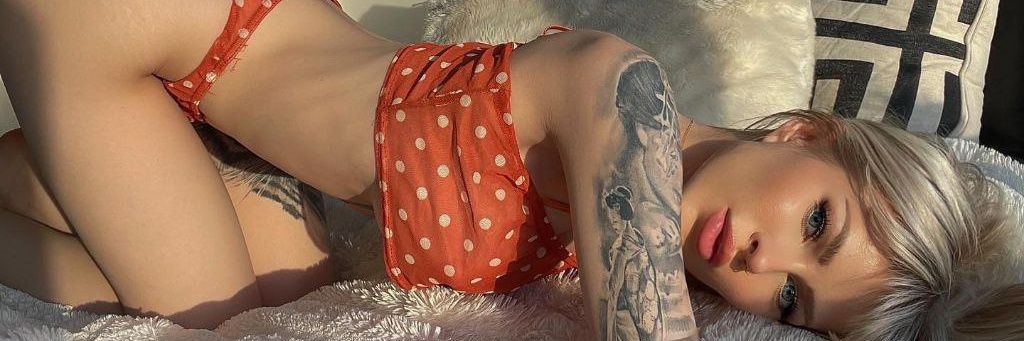 ♡︎𝗹𝗮𝘆𝗻𝗮 banner