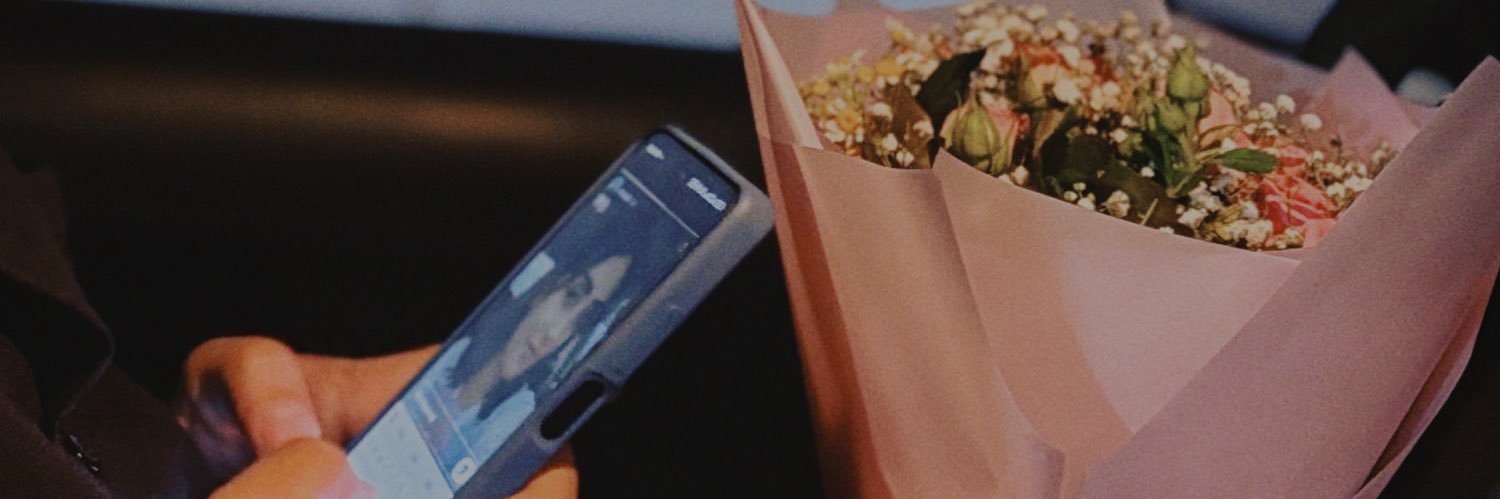 iidaaslii's profile banner image