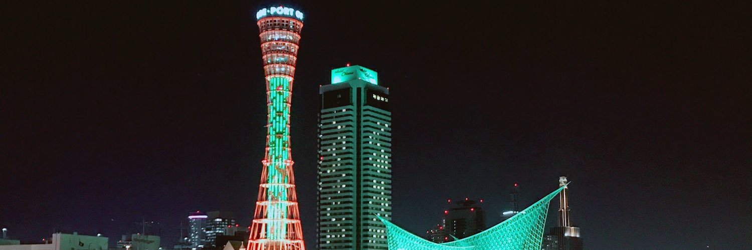 maxyucha's profile banner image
