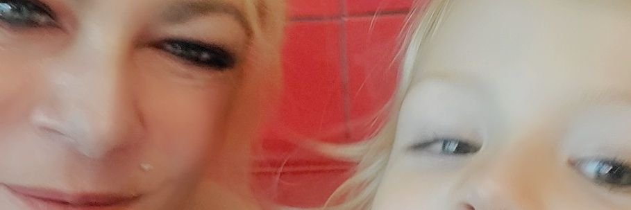 Vamparella70's profile banner image
