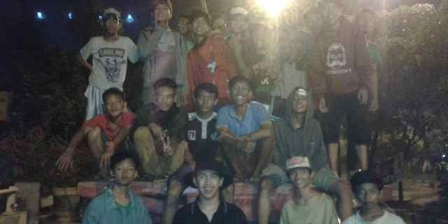 Apetong Family banner