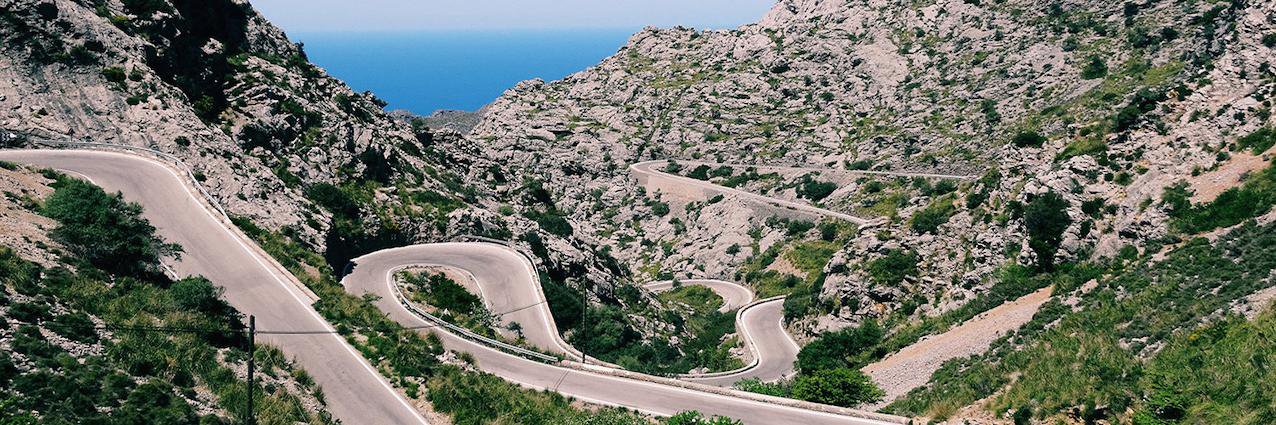 Simon Williams banner