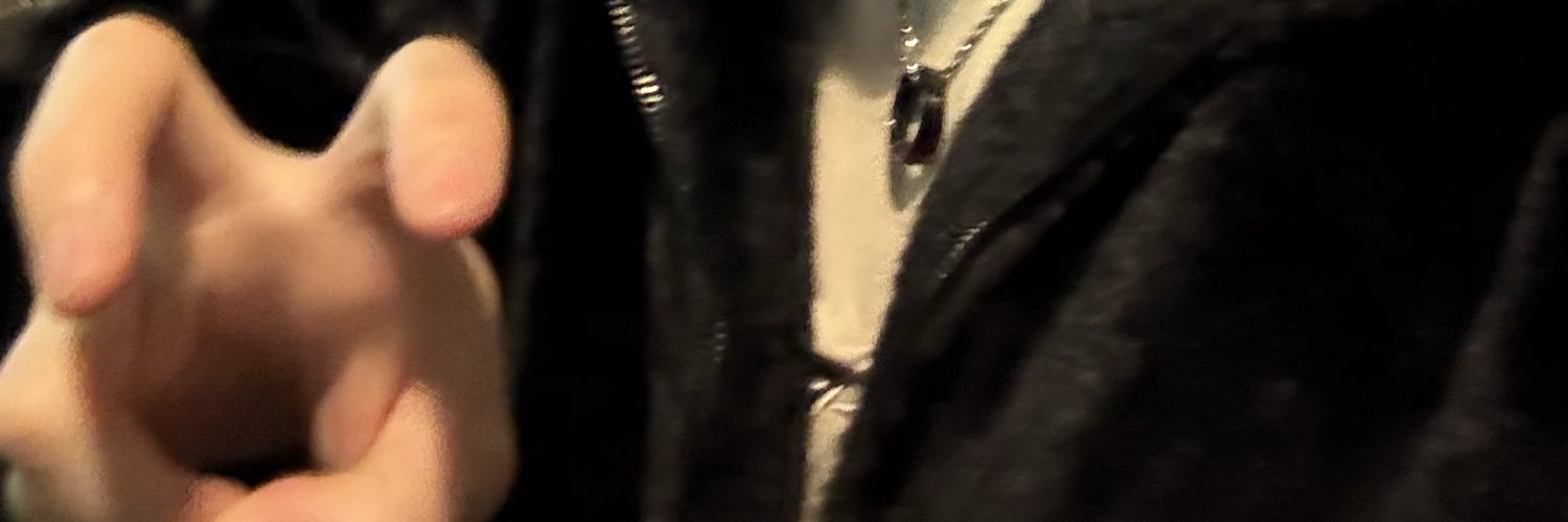 ﾐﾛ banner