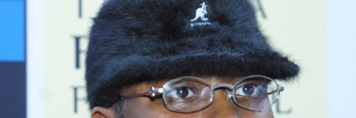 hashshashInn's profile banner image