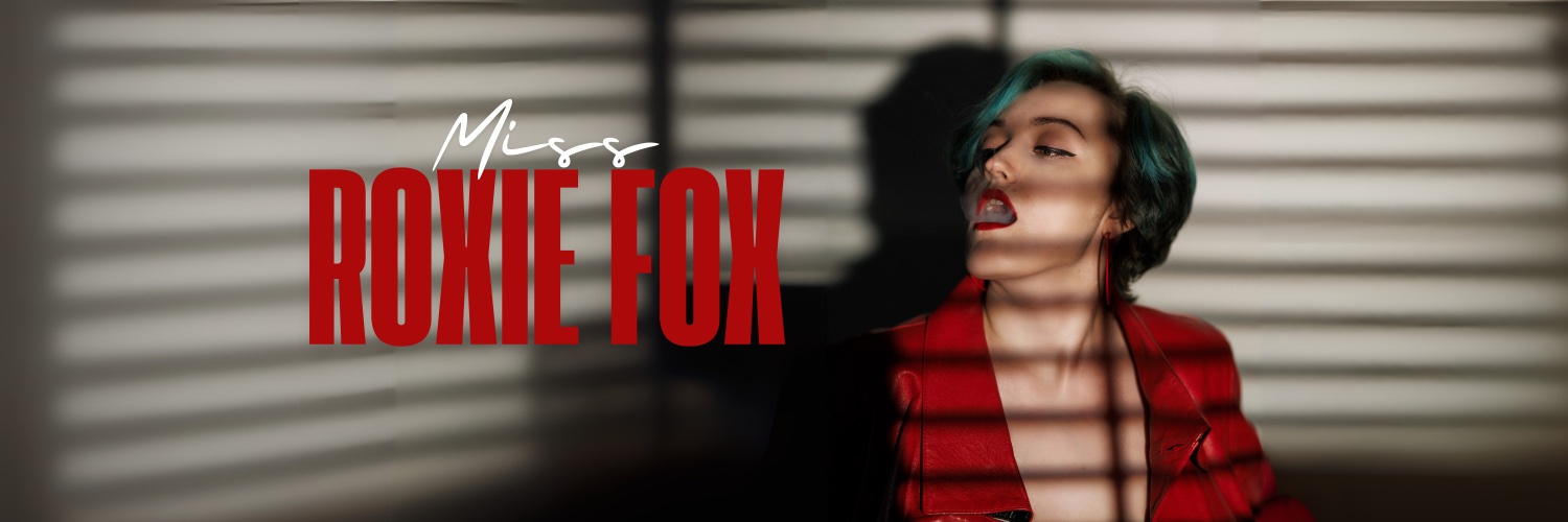 MissRoxieFox's profile banner image