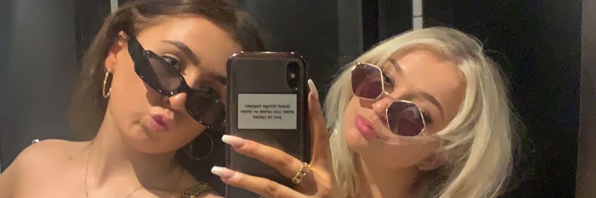 elle_63x's profile banner image