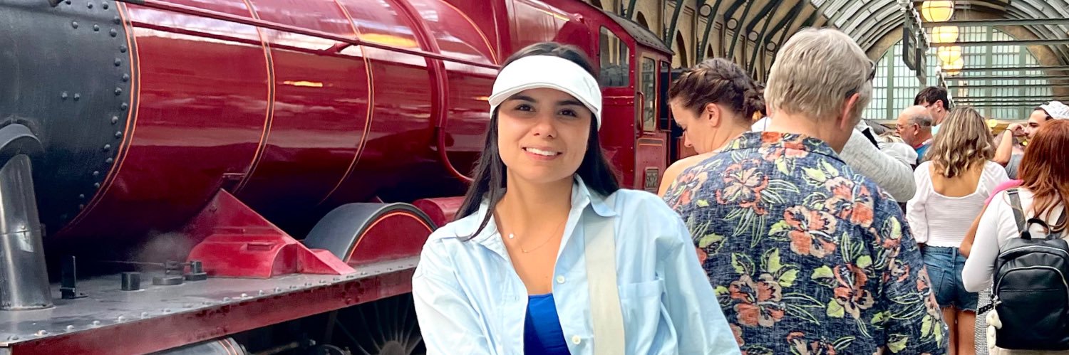 Grlfernanda's profile banner image