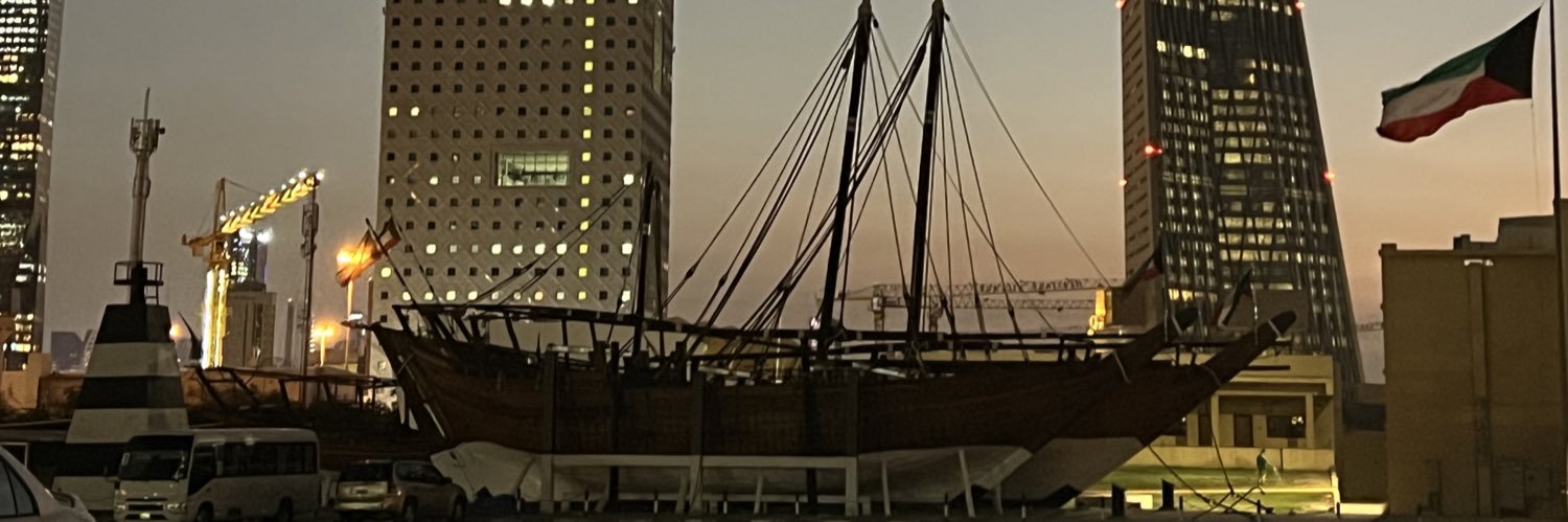 estathy's profile banner image