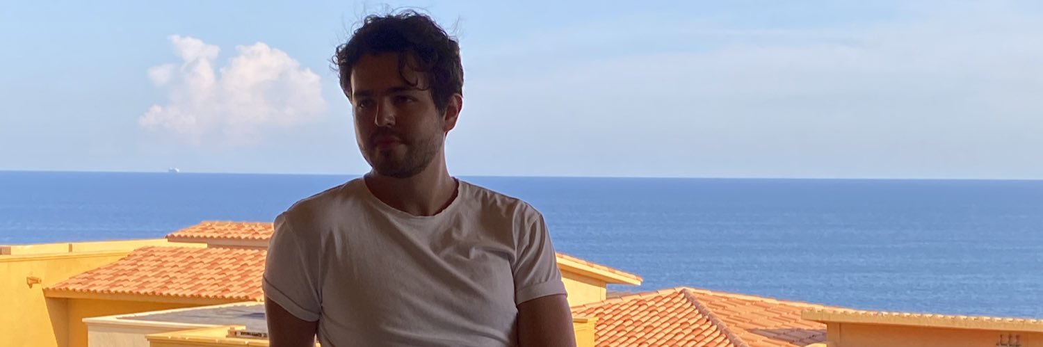 alfredoeo's profile banner image