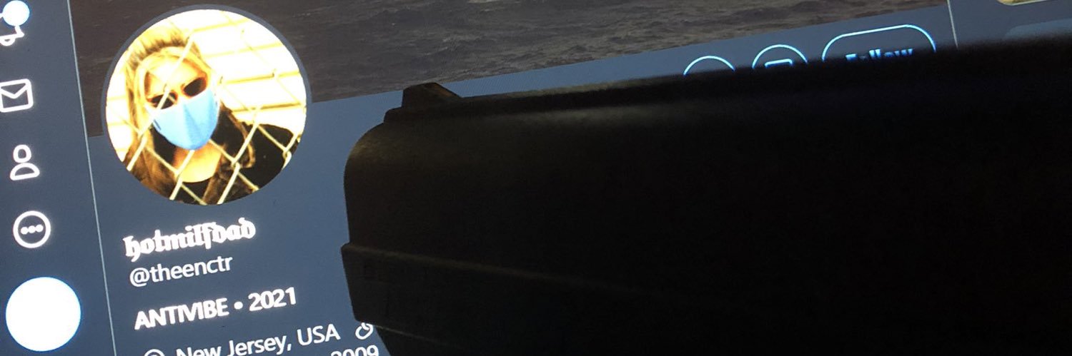 𝔥𝔬𝔱𝔪𝔦𝔩𝔣𝔡𝔞𝔡 banner