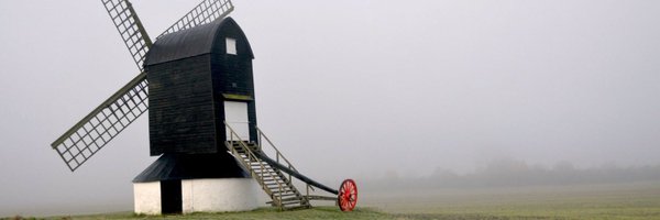 EmmaMaier Profile Banner