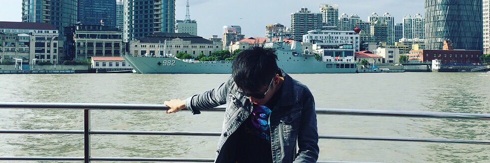 eeeeetet's profile banner image