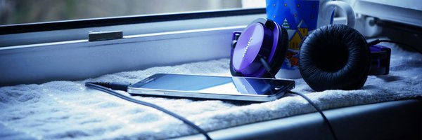 RoseWeekes Profile Banner