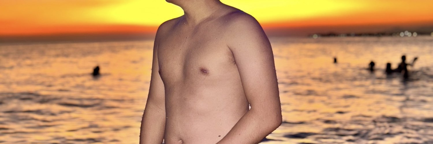 LeeAri52's profile banner image