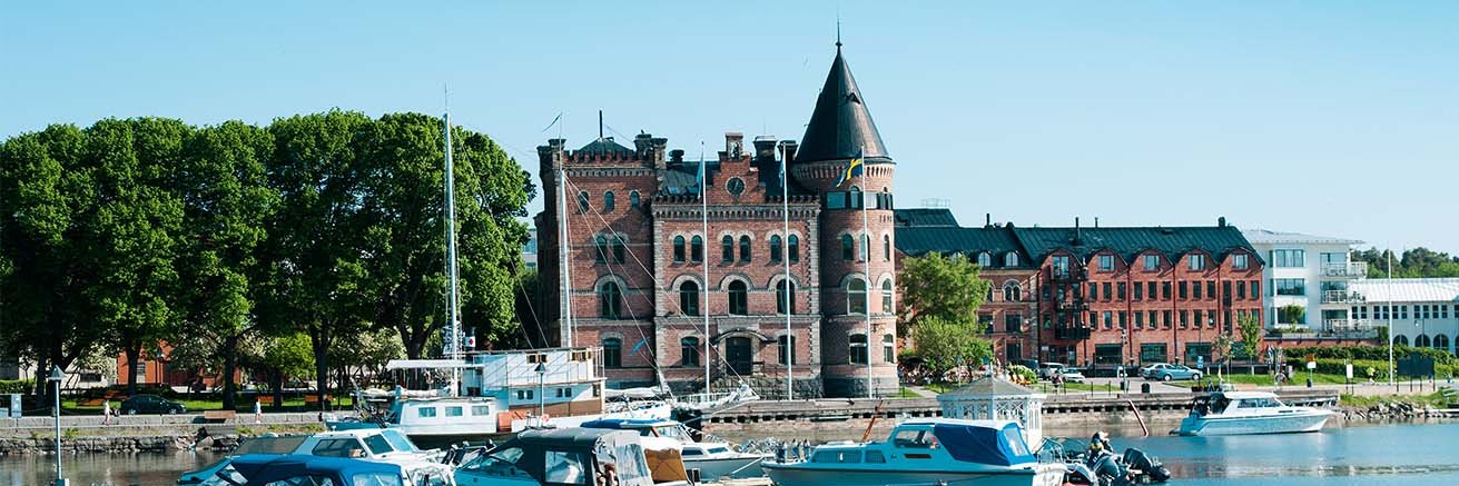 Sam Thomas Davies banner