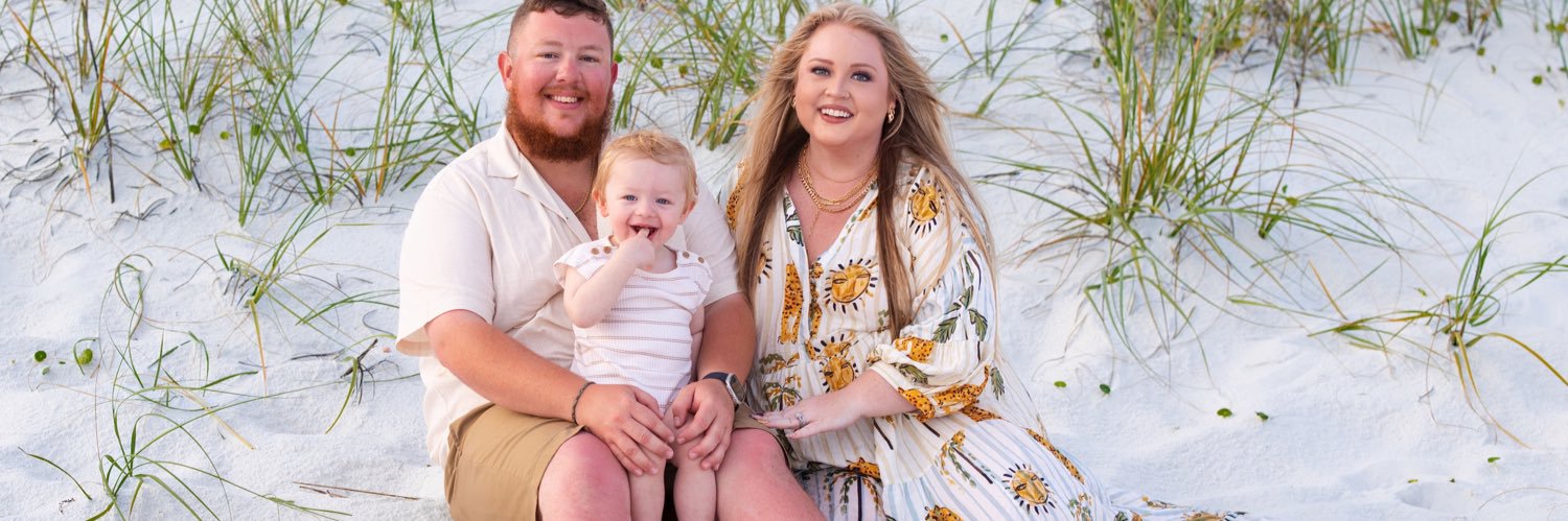 caitbinkley's profile banner image