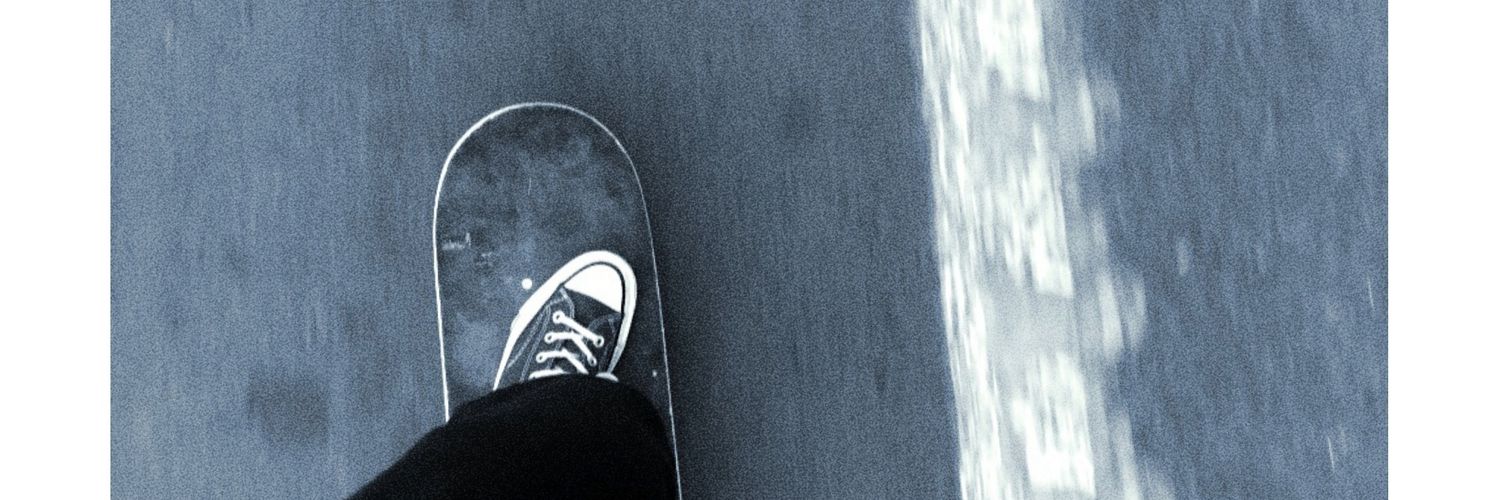 kiwizhere's profile banner image