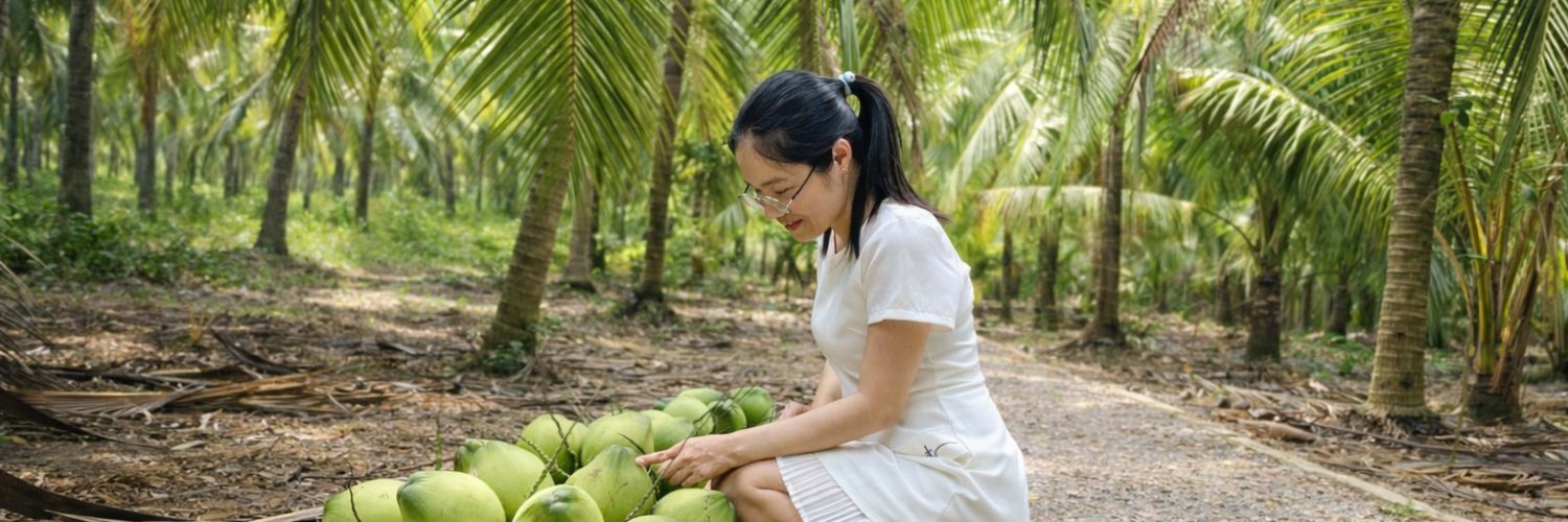 Tường Viên | Vivian banner