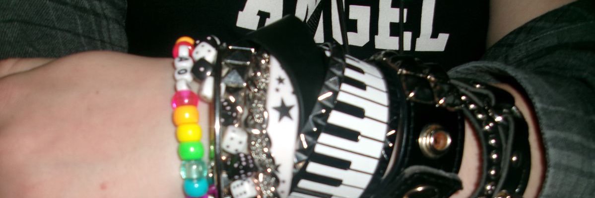 alesanatic's profile banner image
