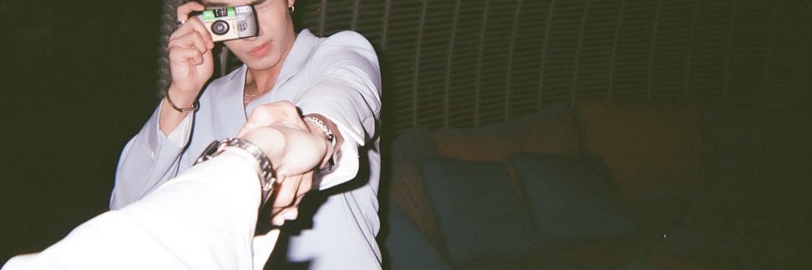aom920814's profile banner image