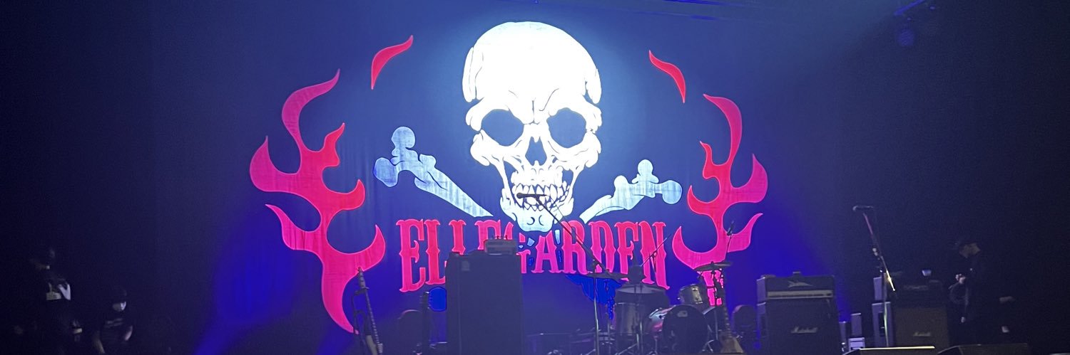 mmooeeff's profile banner image
