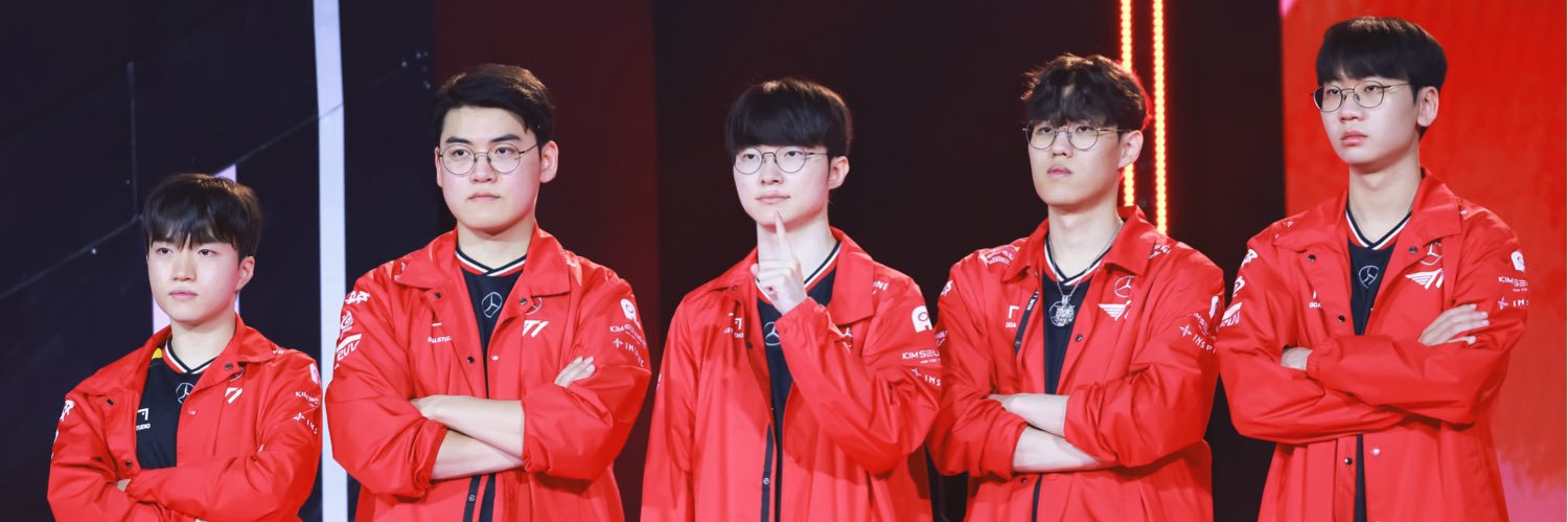 𝑶𝑼𝑻𝑪𝑳𝑨𝑺𝑺.'s banner