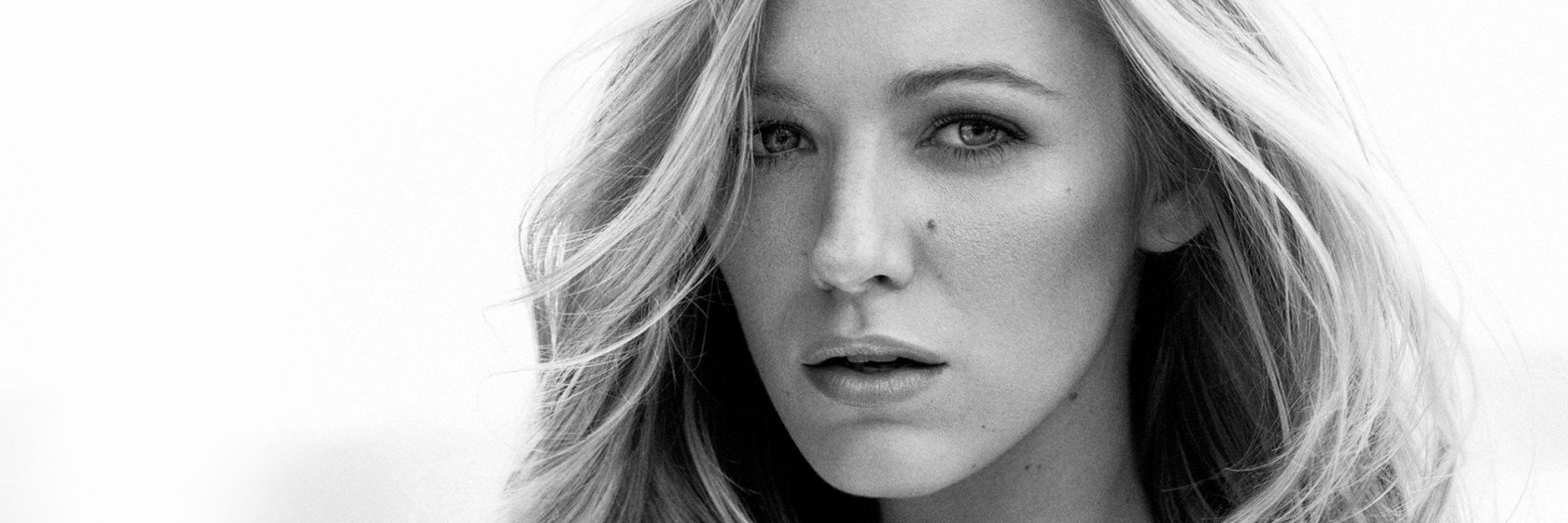 Blake Lively banner